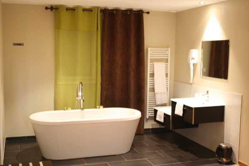 Logis Hotel Restaurant L'Auberge Normande Carentan Kültér fotó