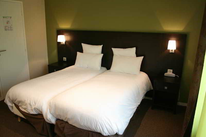 Logis Hotel Restaurant L'Auberge Normande Carentan Kültér fotó